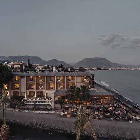 恩维海滩酒店 3* 阿拉尼亚